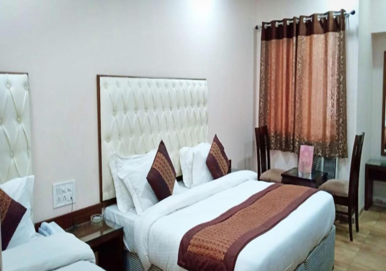 Hotel I Stay & Revels Near New Delhi Railway Station- By Ap Singh Hotels エクステリア 写真
