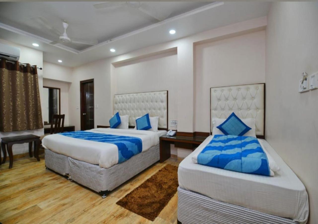Hotel I Stay & Revels Near New Delhi Railway Station- By Ap Singh Hotels エクステリア 写真
