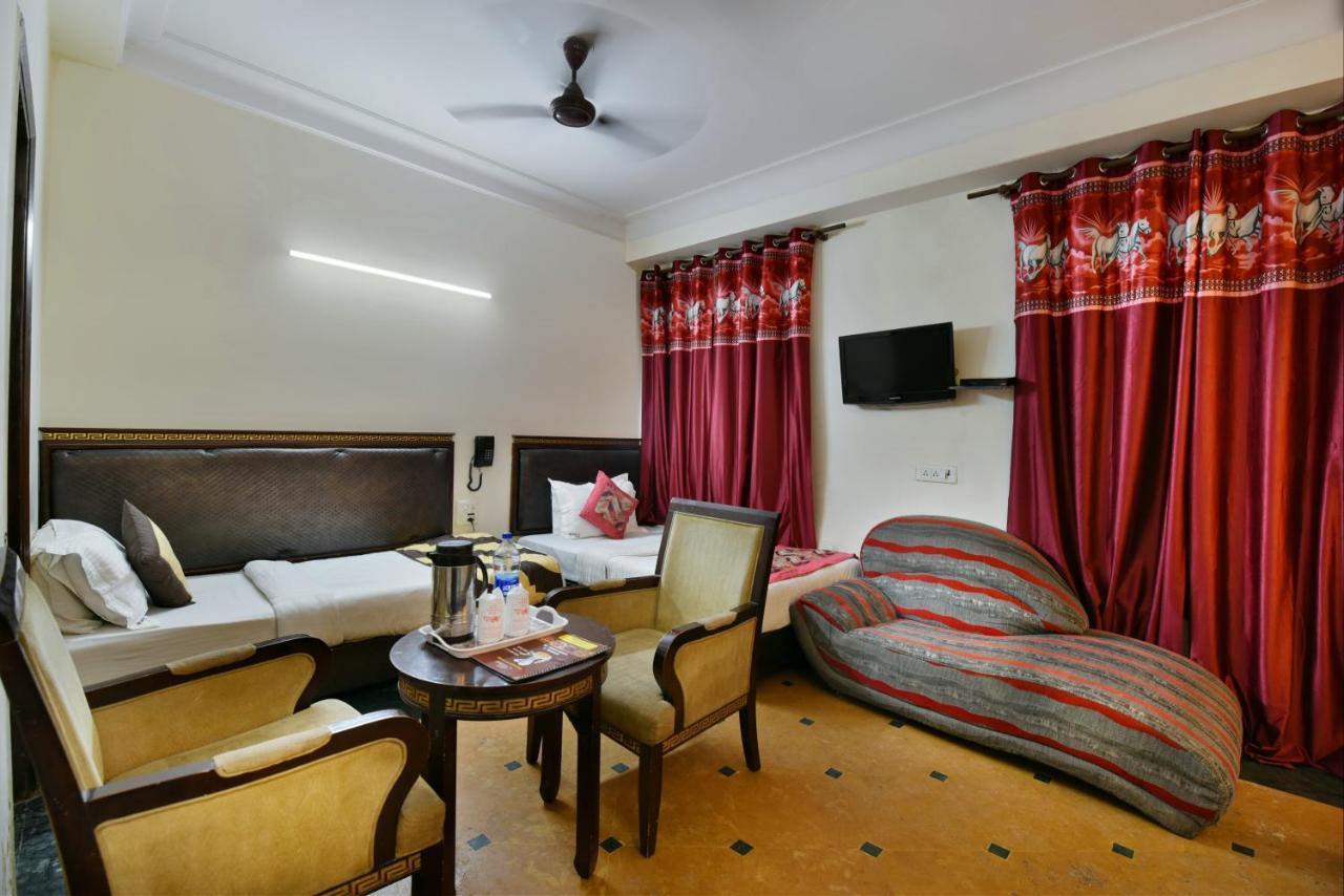 Hotel I Stay & Revels Near New Delhi Railway Station- By Ap Singh Hotels エクステリア 写真