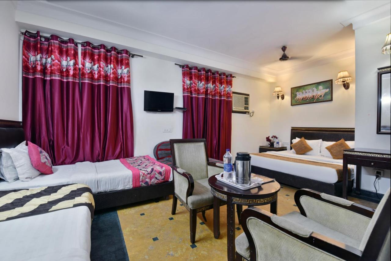 Hotel I Stay & Revels Near New Delhi Railway Station- By Ap Singh Hotels エクステリア 写真